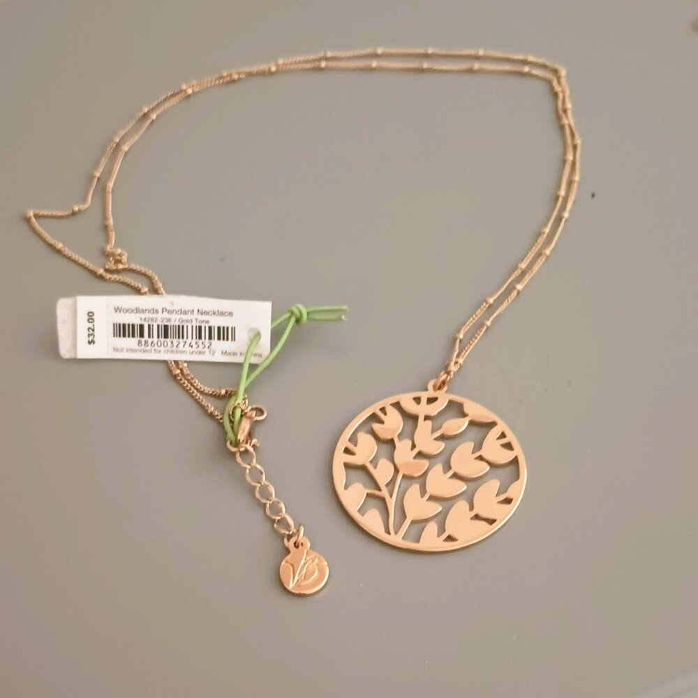 Vera Bradley Cut-Out Leaf Necklace 30" Gold Tone Round Woodlands Pendant Jewelry